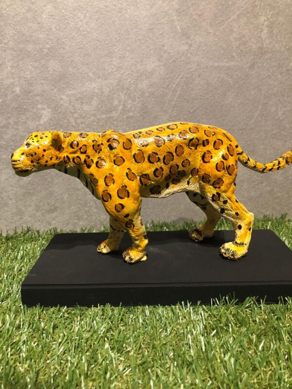 ESTATUETA ONÇA PINTADA - Imagem 5