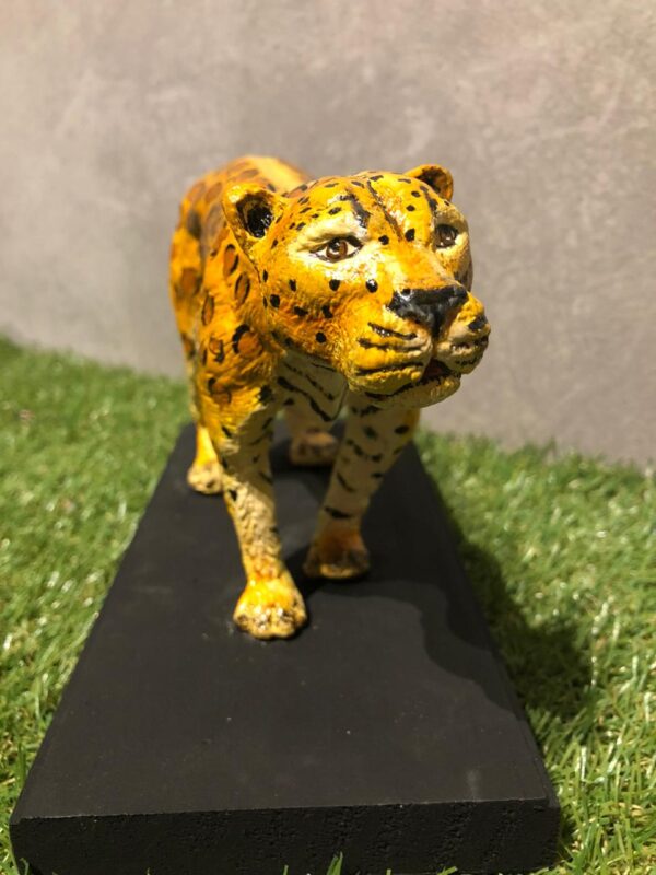 ESTATUETA ONÇA PINTADA - Imagem 3