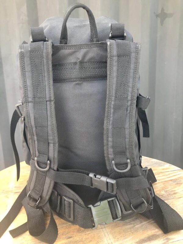 MOCHILA CIGS | PRETA - Imagem 4